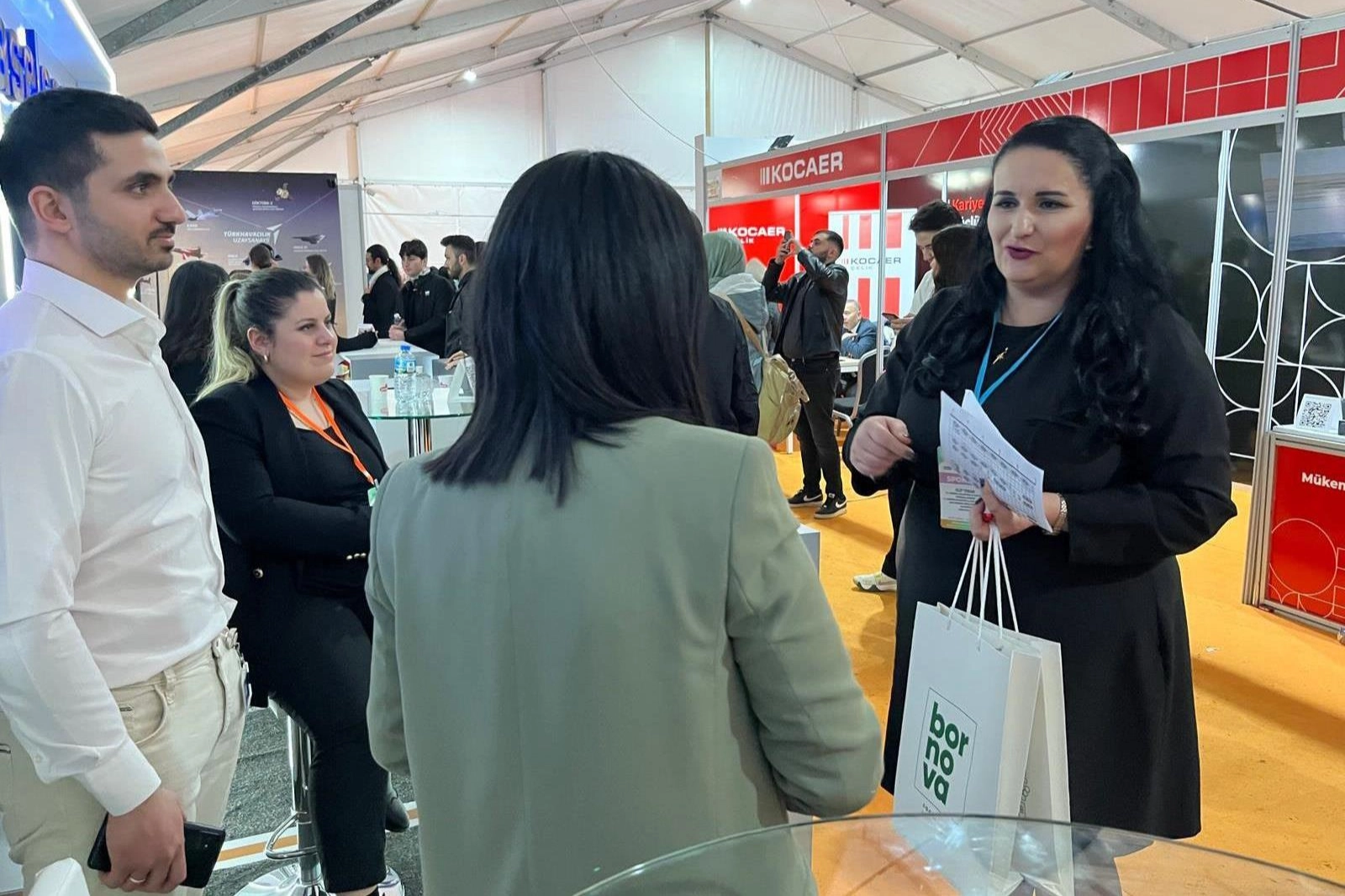 İzmir Bornova'nın 'Altın Bilezik' istihdamına ilgil