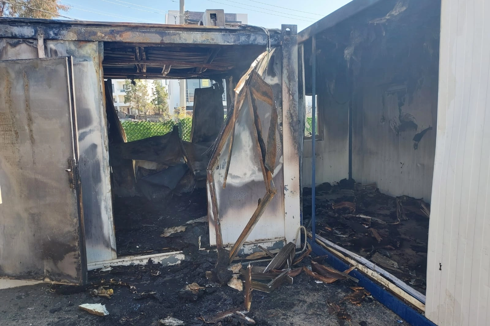 Bodrum'da konteyner lisedeki yangına CHP'li vekilden sert tepki!