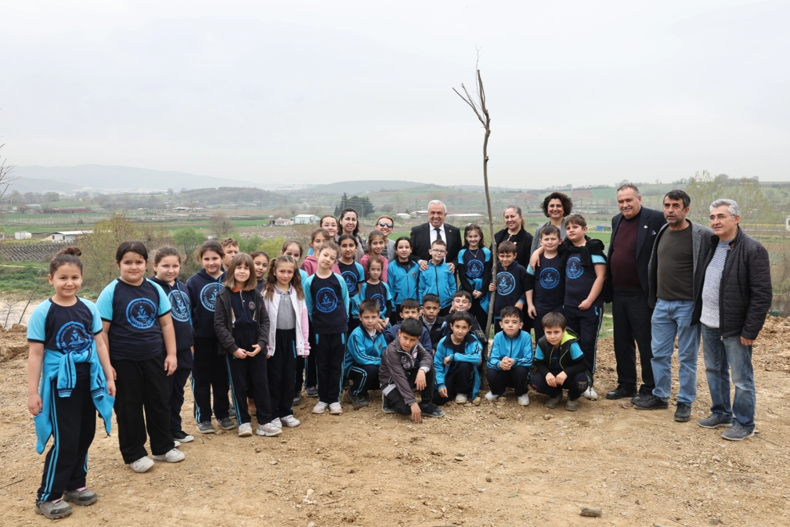 Bursa Nilüfer’de fidanlar toprakla buluştu