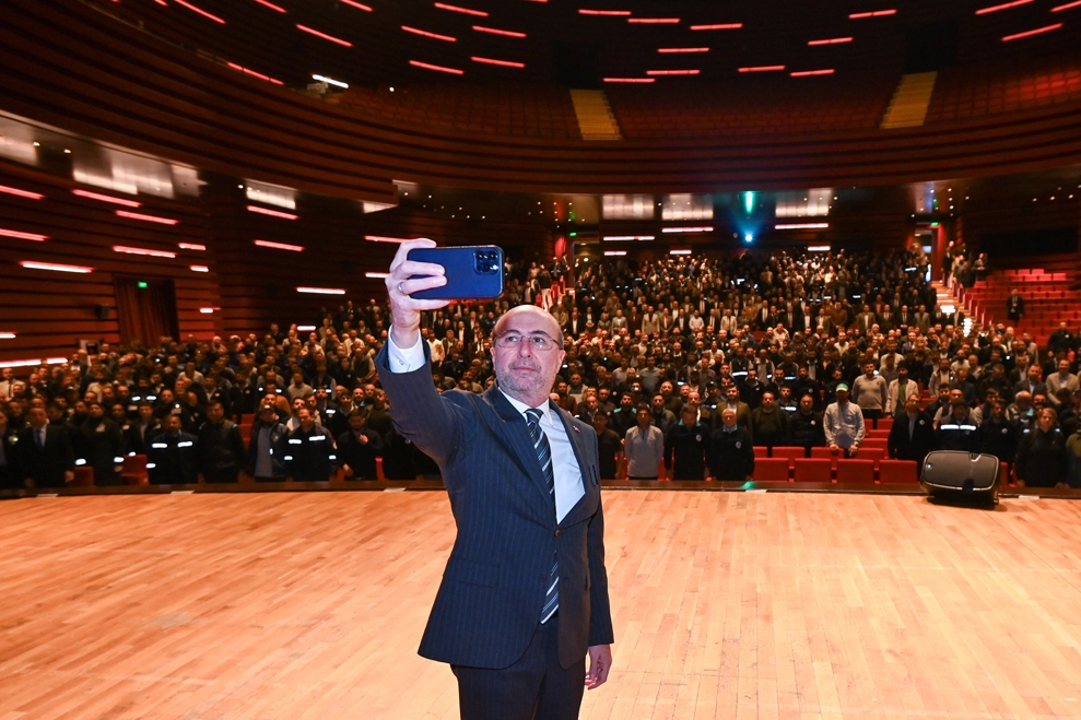 Konya Selçuklu’da Başkan Pekyatırmacı personel ile bayramlaştı