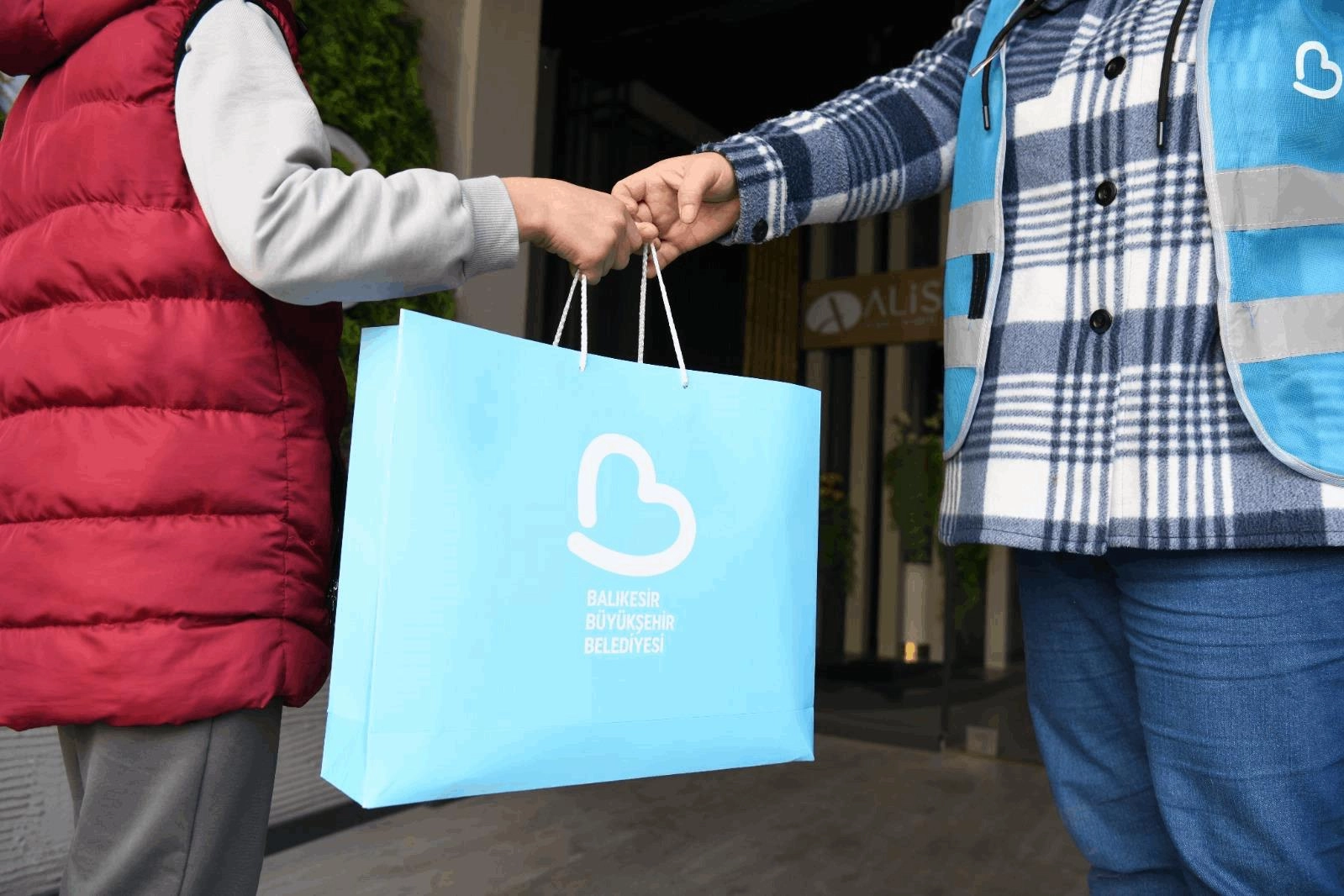 Balıkesir bayrama hazır