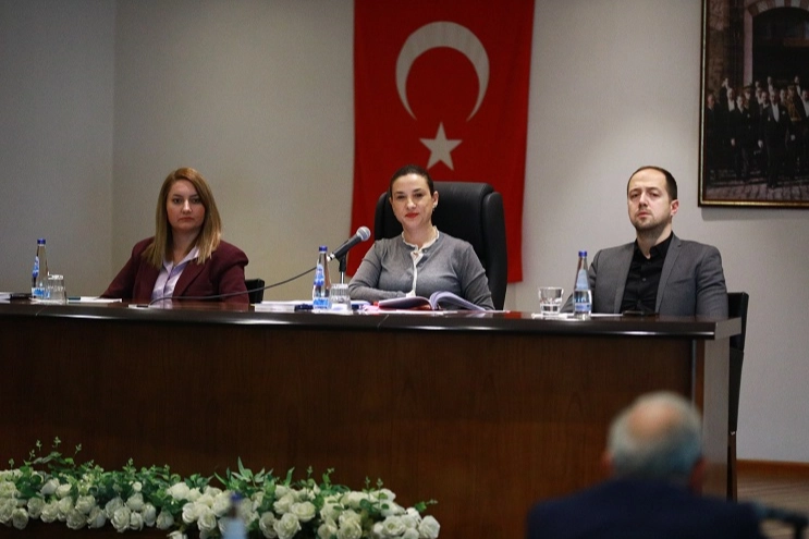 İzmir Efes Selçuk'ta 6 aylık bilanço açıklandı