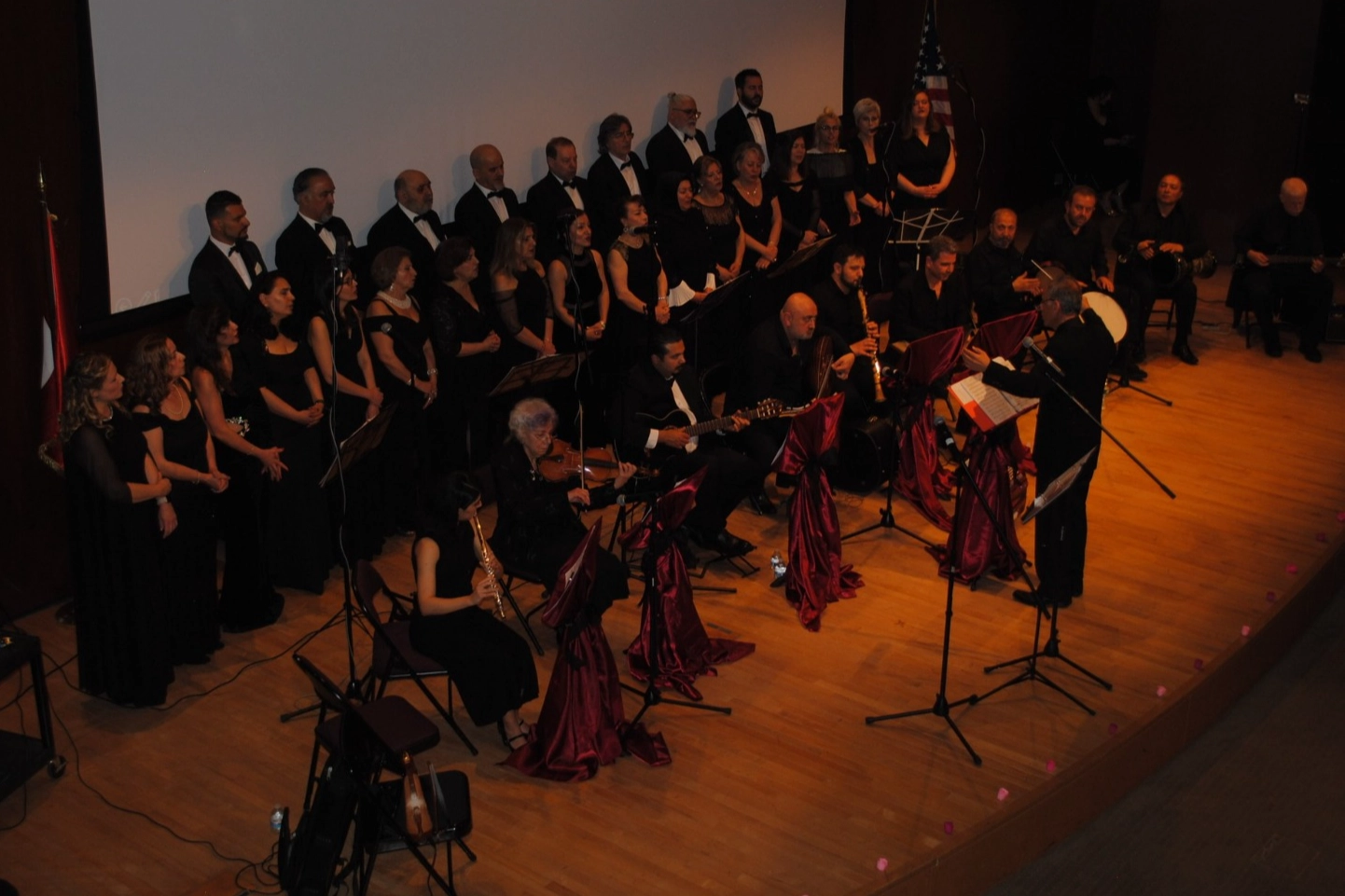 Vatan Korosu'ndan New York'ta bahar konseri!