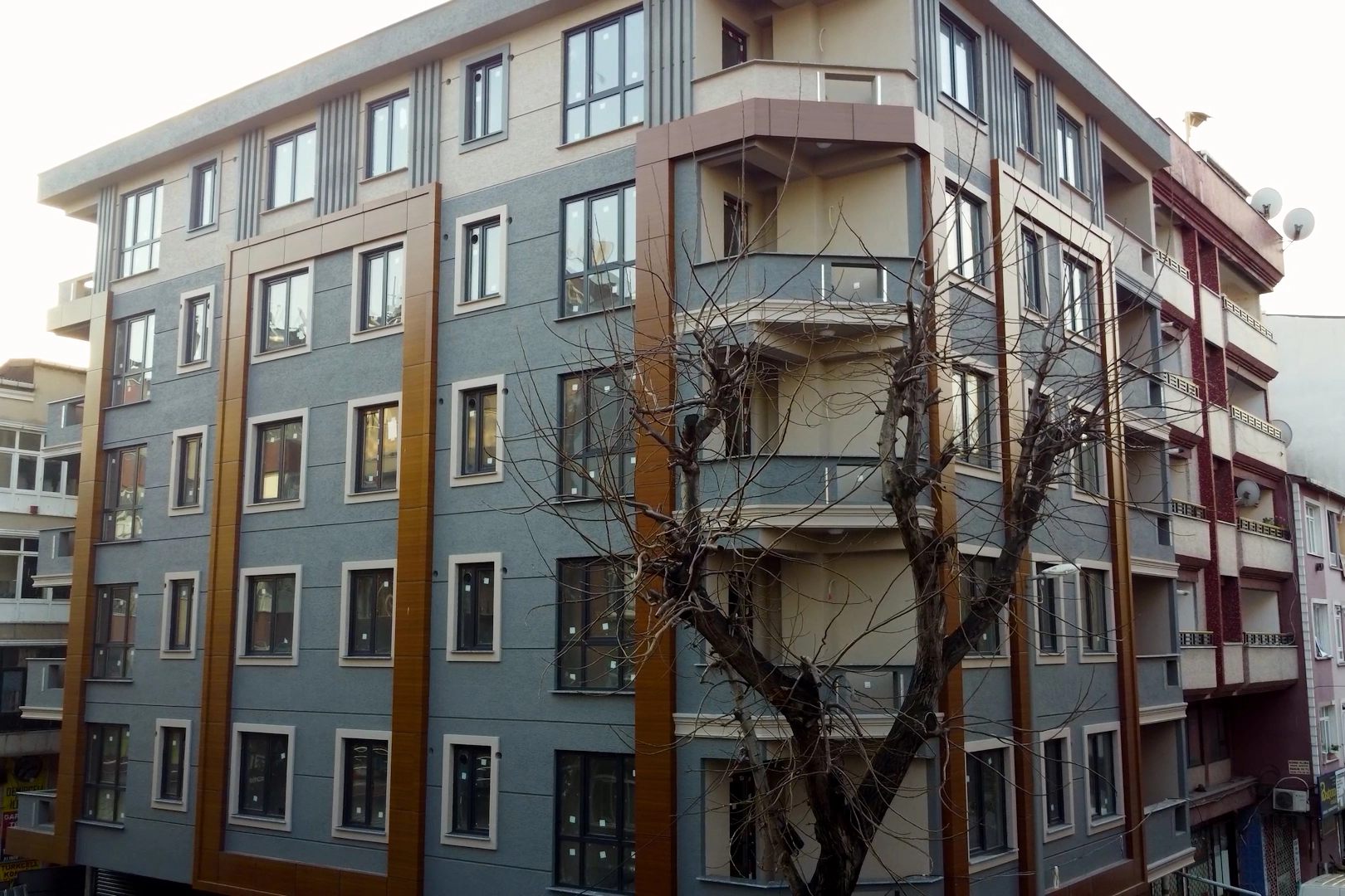 'Yarısı Bizden'de merak edilen sorular ve yanıtları