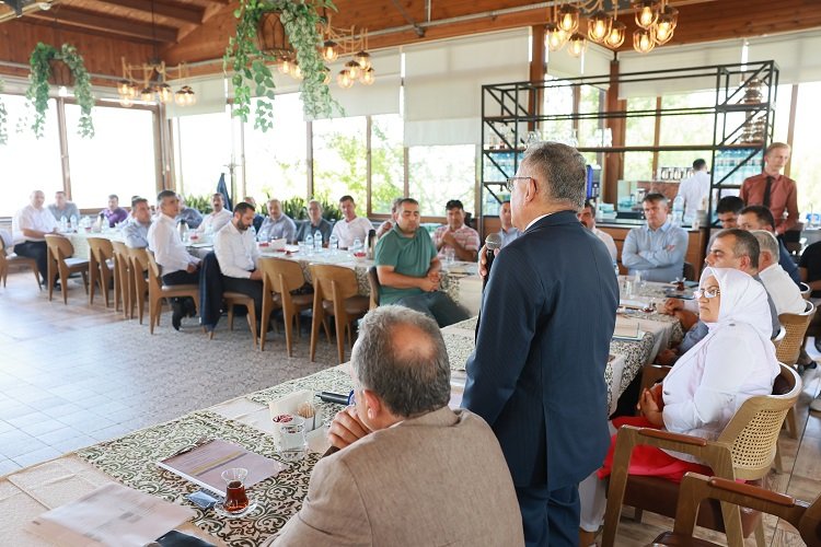 Kayseri Büyükşehir Belediye Başkanı Dr. Memduh Büyükkılıç, Ali Dağı’nın eteğinde,