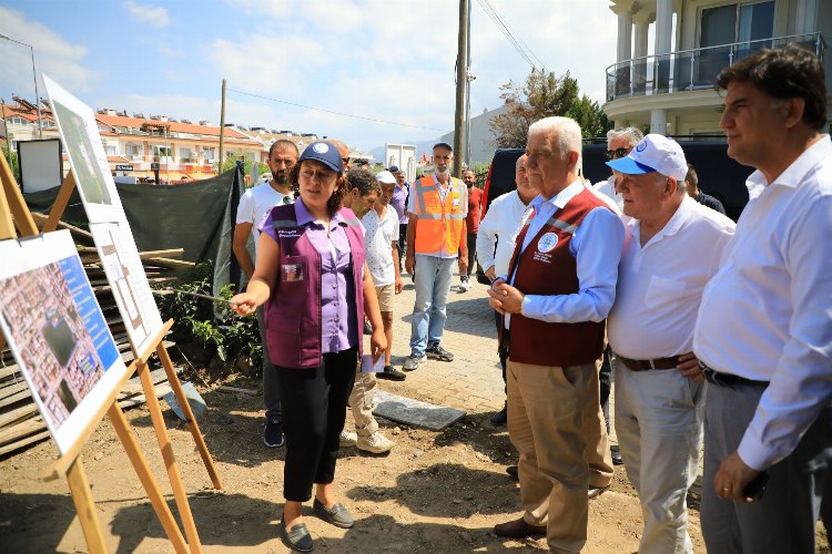 Muğla Büyükşehir Belediyesi Fethiye’nin Foça Mahallesi'nde mesire alanının düzenleme çalışmalarına