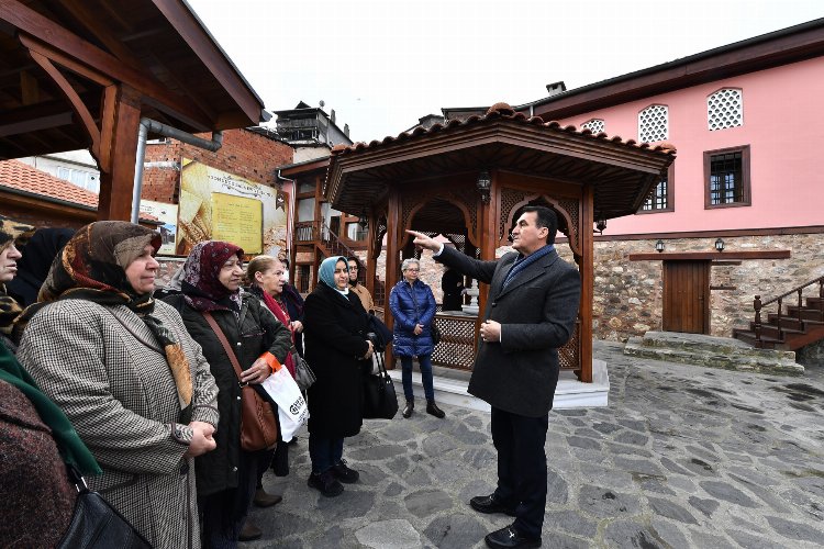 Bursa’da Osmangazi Belediye Başkanı Mustafa Dündar, restore edilmesinin ardından her