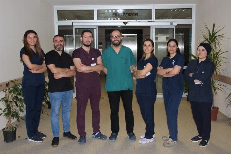 Sivas Numune Hastanesi’nde Gastroenteroloji Uzmanı olarak görev yapan Dr. Oktay