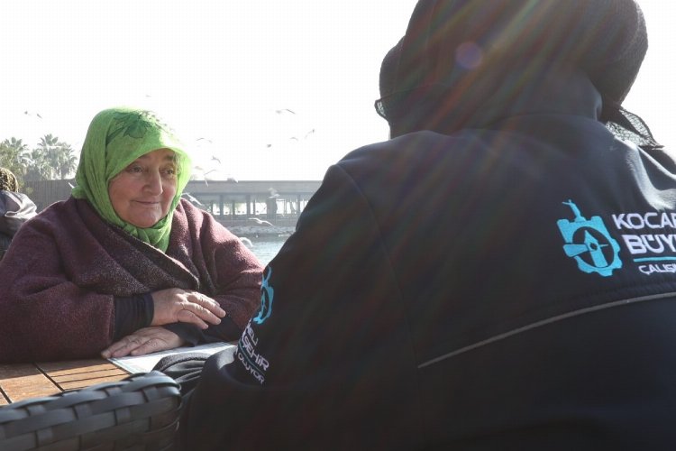 Kocaeli Büyükşehir Belediyesi’nce oluşturulan “Geniş Ailem” ekibi Kocaeli’de ikamet eden