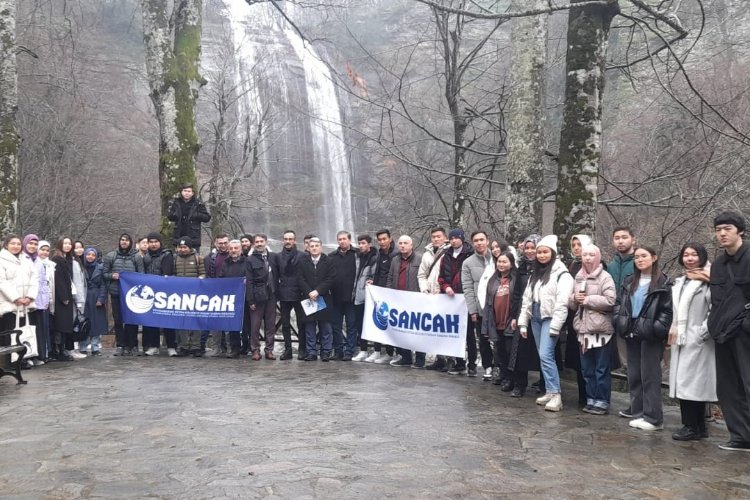 Çeşitli ülkelerden gelerek Bursa’da üniversite okuyan gençler Mustafakemalpaşa ilçesinin doğal