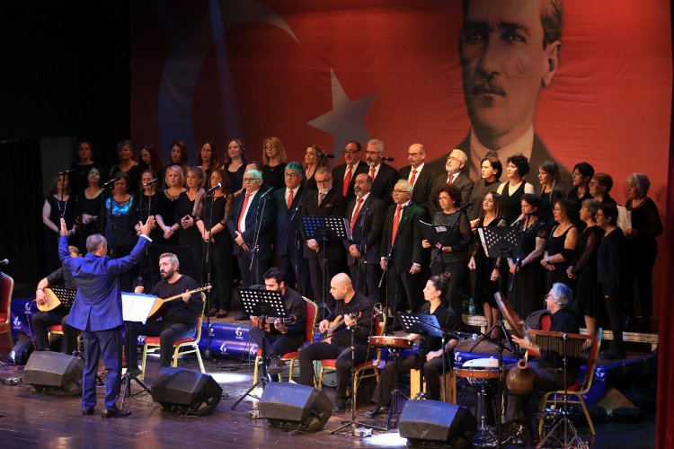 İzmir Güzelbahçe Belediyesi, Halk Müziği’nin unutulmaz sanatçılarından Muhlis Akarsu’nun anısına