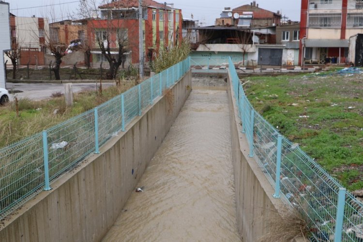 MASKİ Genel Müdürlüğü’nün Manisa merkezde geçtiğimiz yıllarda yaptığı dere yataklarındaki