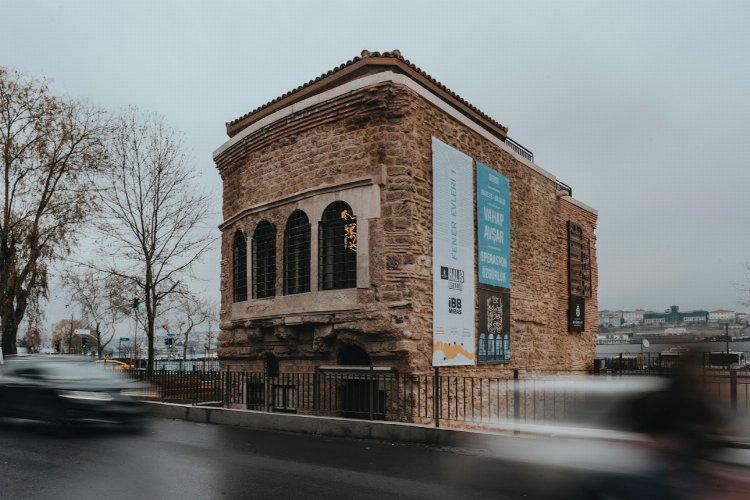 Haliç kıyısında yıllarca metruk halde kalan ve kaderine terk edilen