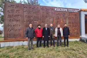 Kültür ve Turizm Bakan Yardımcısı Nadir Alpaslan, Büyükşehir’in projelerinden Kültepe-Kaniş