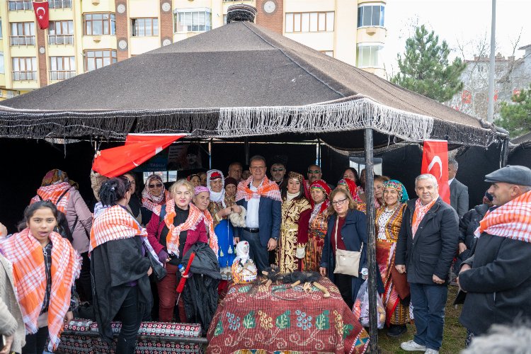 Mersin Büyükşehir Belediye Başkanı Vahap Seçer, Cumhuriyet Halk Partisi (CHP)