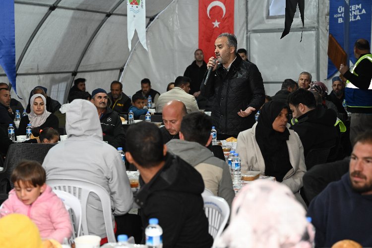 Bursa Büyükşehir Belediyesi, Bursalı hayırseverlerin de katkılarıyla Hatay’da 3 ayrı