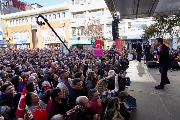 İstanbul Büyükşehir Belediye Başkanı Ekrem İmamoğlu, 30 Mart 2023 tarihinde