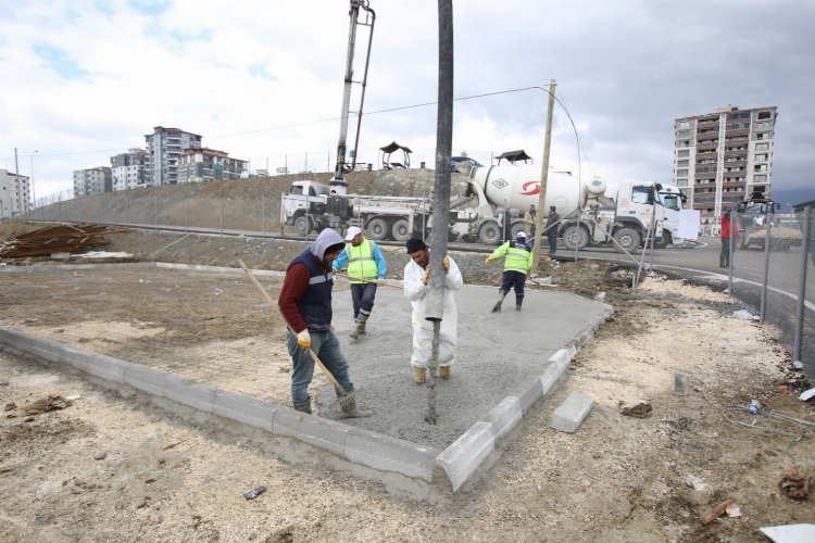 Kocaeli Büyükşehir Belediyesi, bin 200 depremzedenin barınacağı 300 adetlik konteyner