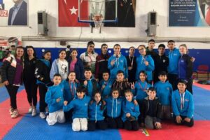 Manisa Büyükşehir Belediyespor Karate takımı, Muğla’da düzenlenen merhum Cengiz Toprak