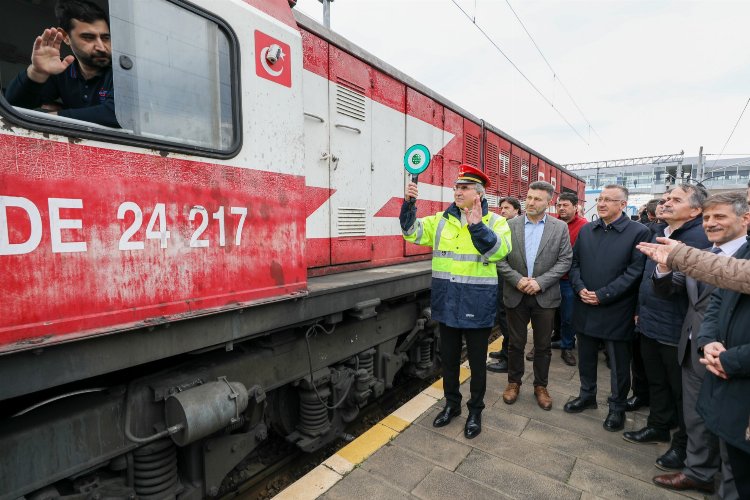 Sakarya Büyükşehir Belediye Başkanı Ekrem Yüce, İskenderun’daki 250 konteynerlik kent