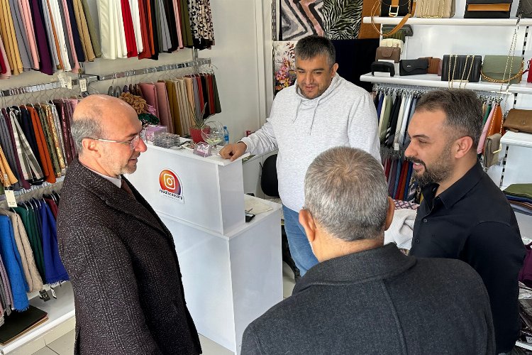 Konya’da Selçuklu Belediye Başkanı Ahmet Pekyatırmacı “Cuma Buluşmaları” kapsamında Yazır