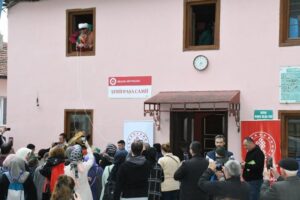 Bilecik’te 700 Yıllık Osmanlı Ramazan Geleneğiyle cami ve minareden arefe