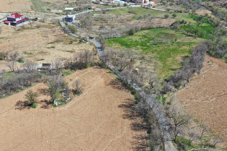 Sel felaketinin yaşandığı Adıyaman’da çalışmalarını gerçekleştiren İzmit Belediyesi, Tut ilçesi