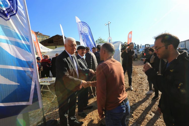 Muğla Büyükşehir Belediye Başkanı Dr. Osman Gürün, Ramazan bayramını deprem