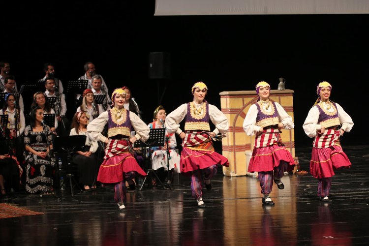 Bursa Büyükşehir Belediyesi Orkestra Şube Müdürlüğü Türk Halk Müziği Bölümü,