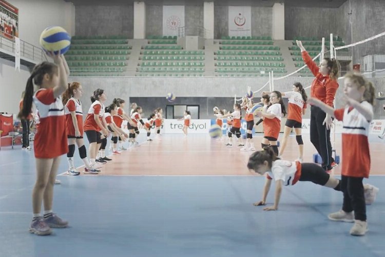 Trendyol ve Türkiye Voleybol Federasyonu (TVF), 23 Nisan Ulusal Egemenlik