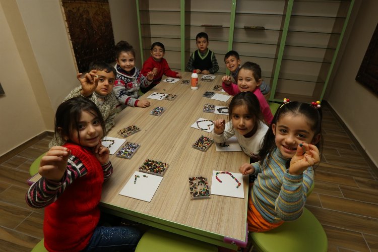 Gaziantep Büyükşehir Belediyesi’ne bağlı Gaziantep Sanat Merkezi, çocuk kütüphaneleri ve