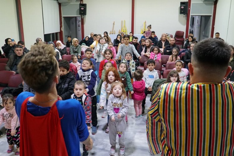 Gölcük Belediyesi Geleneksel Ramazan Akşamı Çocuk Şenlikleri, ilçedeki çocuklara Ramazan