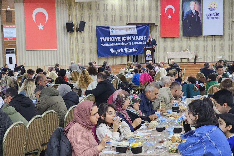 Gölcük Belediye Başkanı Ali Yıldırım Sezer, Kahramanmaraş merkezli depremin ardından