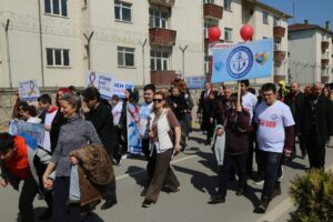 Gölcük Belediye Başkanı Ali Yıldırım Sezer, eşi Türkan Sezer ve