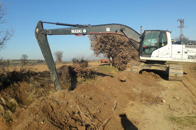 Manisa genelinde dere temizlik çalışmalarını aralıksız sürdüren MASKİ Genel Müdürlüğü,