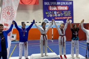 Bursa Osmangazi Belediyespor Taekwondo Takımı sporcuları, 23 Nisan Ulusal Egemenlik