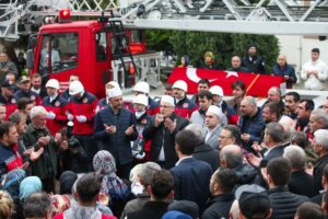 Yangına müdahale ederken elim bir kaza sonucu şehit olan Sakarya