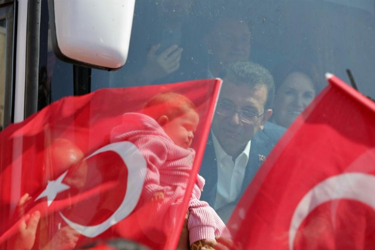 İYİ Parti Genel Başkanı Meral Akşener ile İBB Başkanı ve