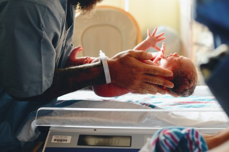 Son yıllarda bebeklerde görülen egzamanın artması, dünya genelinde sezaryen doğumlarda