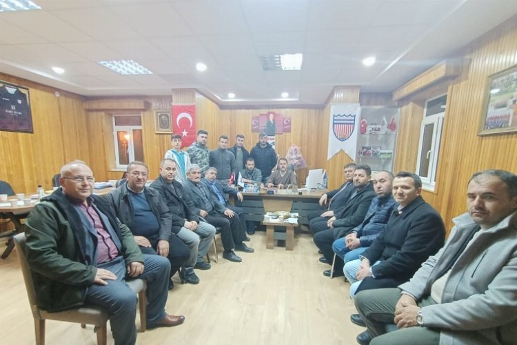 Kayseri amatör takımlarından Turanspor, Yeniden Refah Partisi Kayseri yöneticilerini konuk