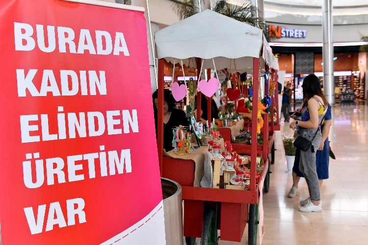 Mersin Büyükşehir Belediyesi Kadın ve Aile Hizmetleri Dairesi’nin belirli aralıklarla,