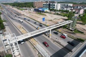 Kocaeli’de Köseköy Koridoru Alikahya Stadyum bağlantı yolu çalışmaları kapsamında D-100