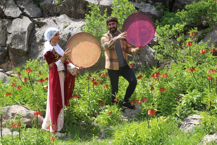 Türkiye’nin değişik illerinden toplanarak bir araya gelen Uluslararası Fotoğraf Sanatçıları