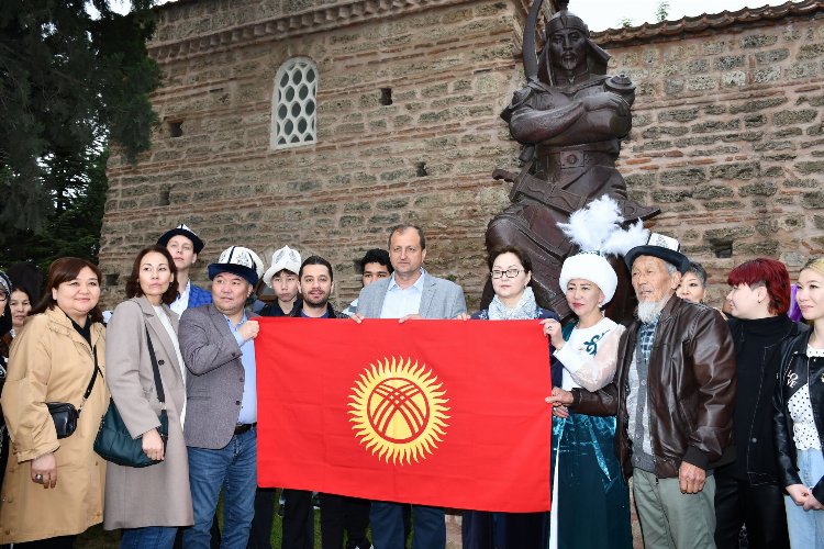 Kırgız Cumhuriyeti’nin her yıl geleneksel olarak düzenlediği Kırgız Şenlikleri bu