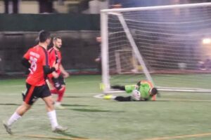 Gölcük Belediyesi’nin futbol tutkunlarını bir araya getirdiği, centilmenlik anlayışıyla maçların