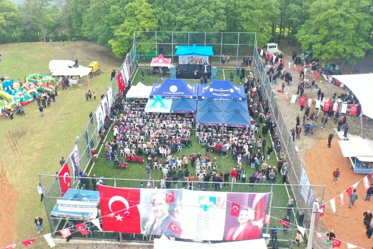 İzmit Belediyesi’nin, doğanın uyanışını ve baharın gelişini temsil eden Hıdırellez’i