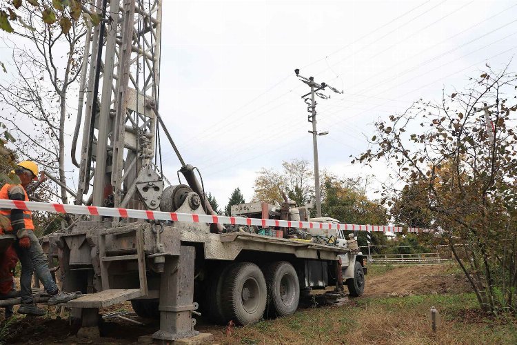 Sakarya Büyükşehir Belediyesi, içme suyu sorunu yaşayan bölgelerin sorunlarına SASKİ