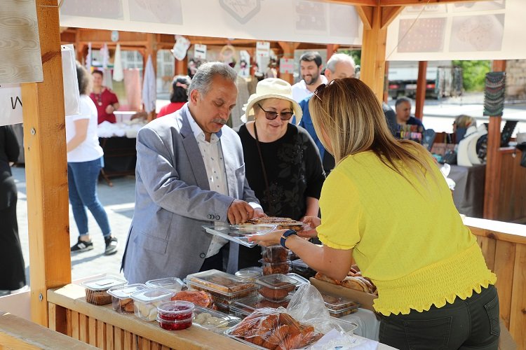 Kayseri’nin Talas Belediyesi’nin Maharetli Eller Kadın Girişimi Üretim ve İşletme