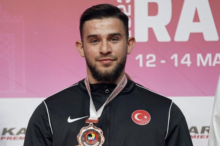 Sakarya Büyükşehir Belediyesi Karate sporcusu Fatih Şen, Milli Takım forması