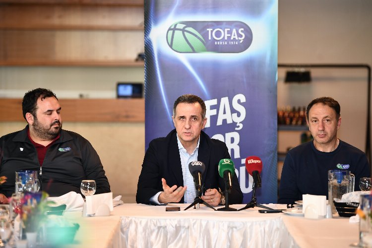 Tofaş Spor Kulübü’nde Genel Menajer Tolga Öngören ve Başantrenör Orhun